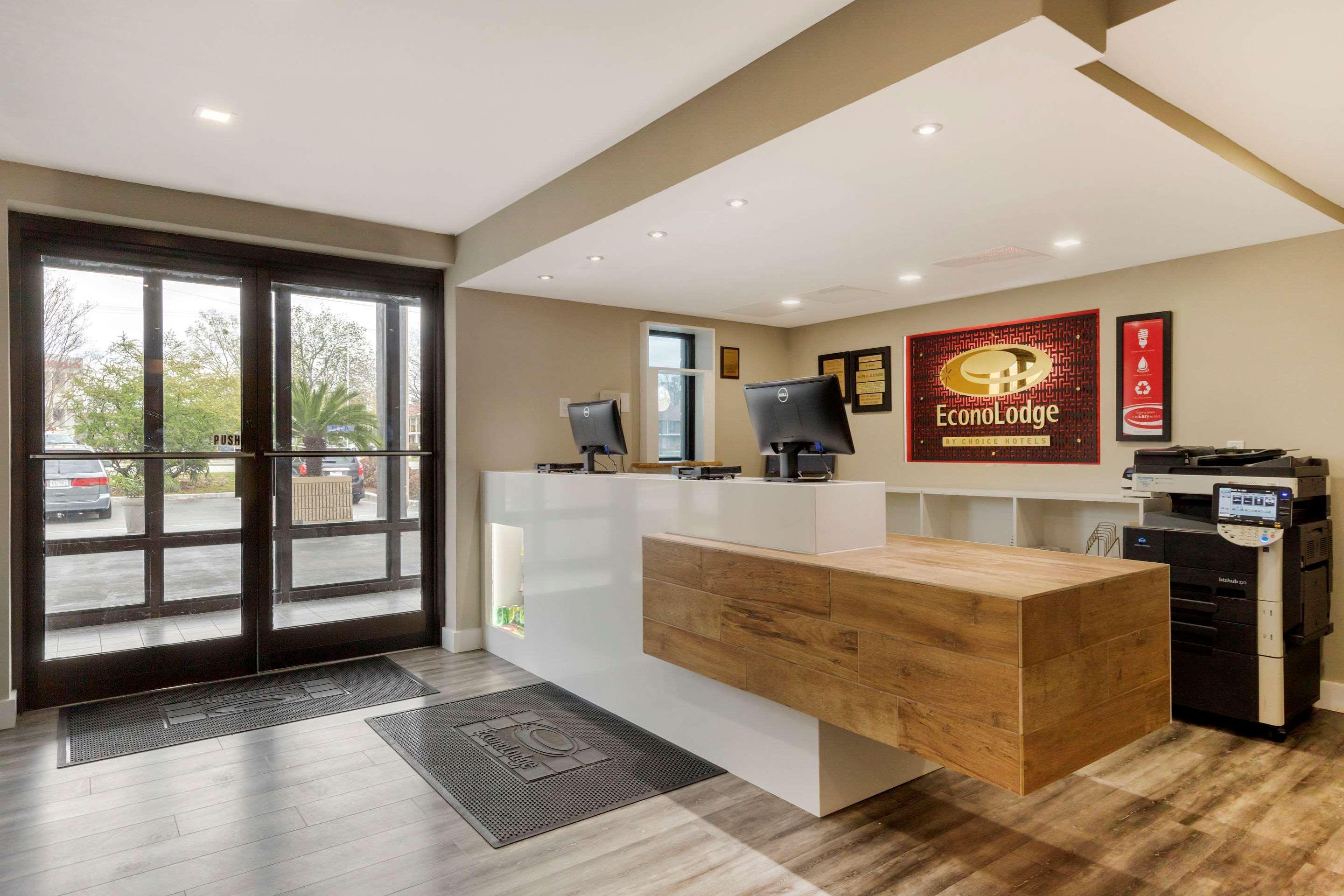 נורת' צ'רלסטון Econo Lodge North מראה חיצוני תמונה